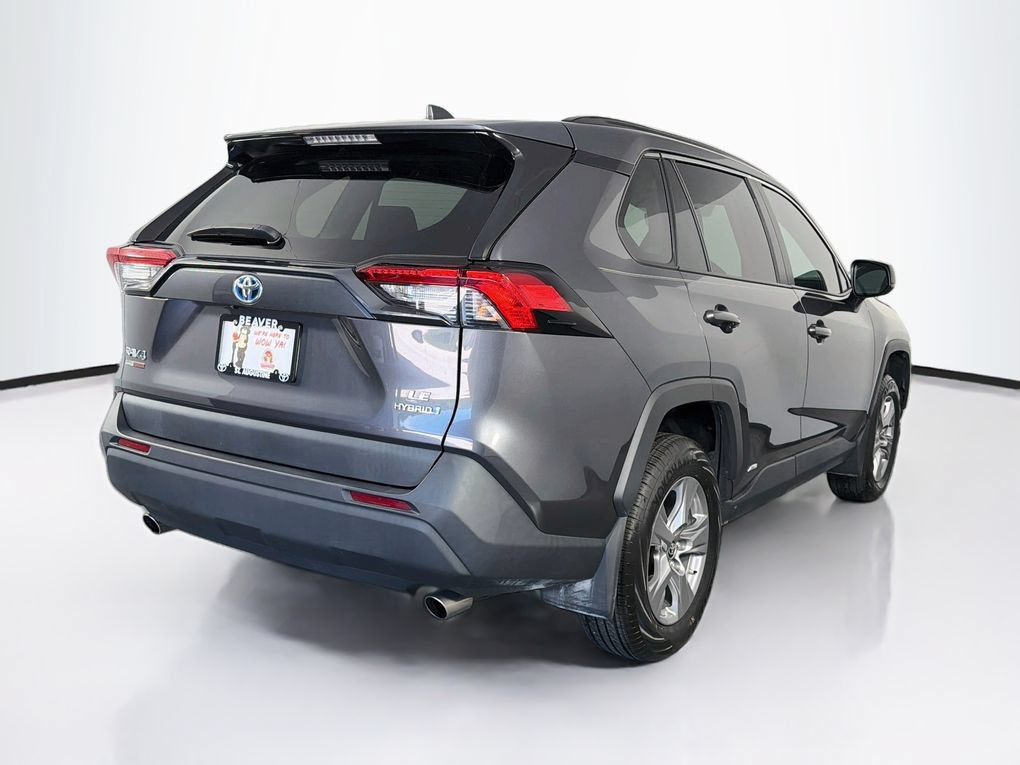 Used 2024 Toyota RAV4 LE AWD/4WD image 10