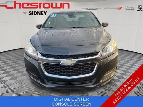 Used 2015 Chevrolet Malibu LT w/ Power Convenience Package image 2