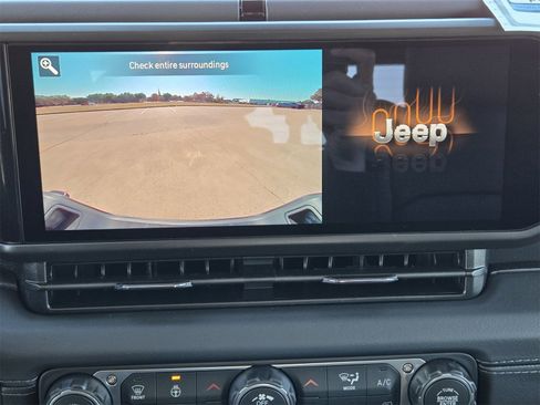 New 2026 Jeep Gladiator Sport image 17