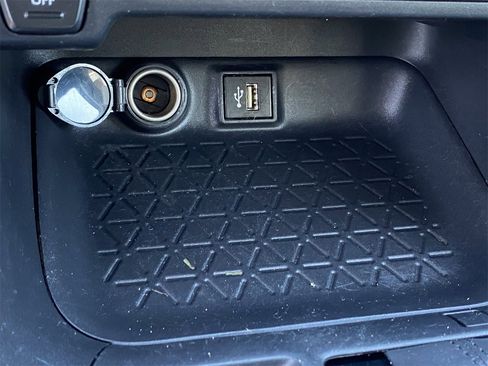 Used 2024 Toyota RAV4 XLE image 25