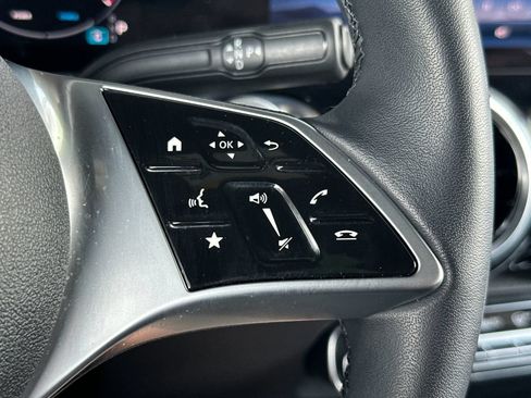 Certified 2026 Mercedes-Benz GLB 250 4MATIC image 27