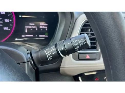 Used 2019 Honda HR-V EX image 32