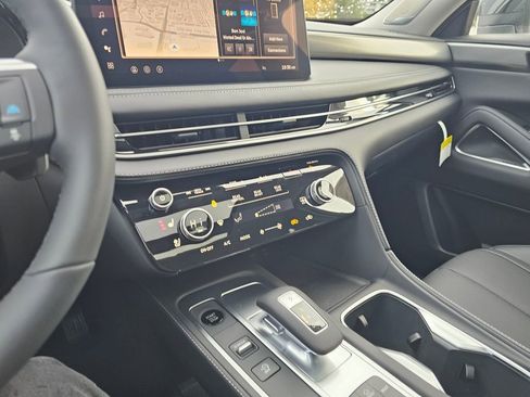 New 2026 INFINITI QX60 Luxe w/ Cargo Package image 37