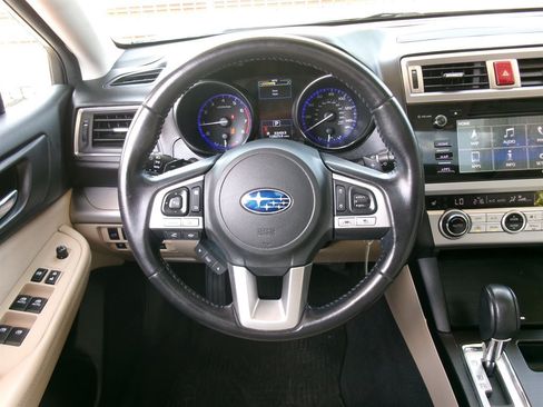 Used 2016 Subaru Outback 2.5i Premium AWD/4WD image 23