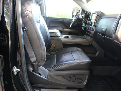 Used 2018 GMC Sierra 1500 Denali w/ Denali Ultimate Package image 15