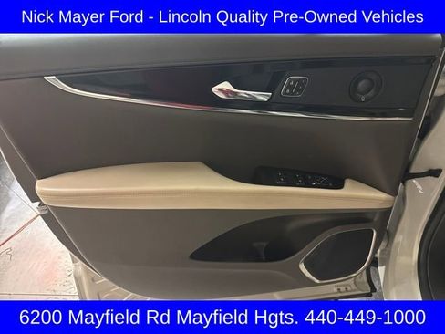 Used 2022 Lincoln Nautilus Reserve w/ Equipment Group 201A image 14