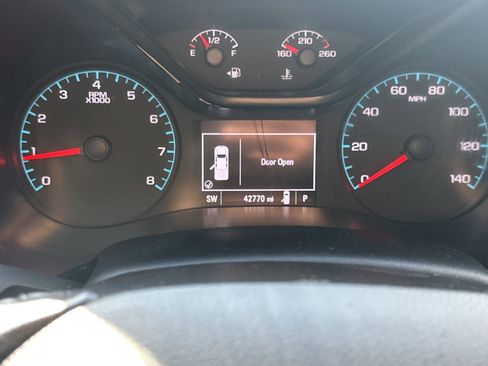 Used 2022 Chevrolet Colorado LT w/ Fleet Safety Package image 21