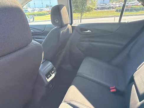Used 2022 Chevrolet Equinox LT FWD image 41