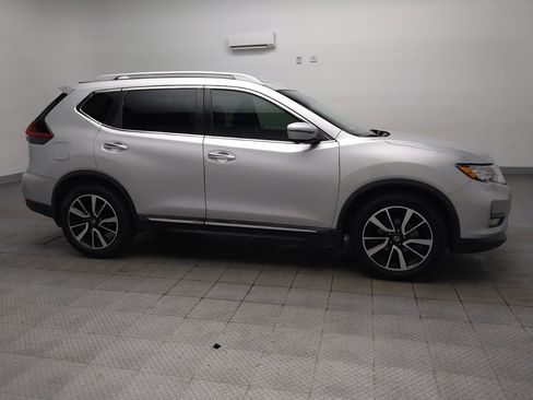 Used 2020 Nissan Rogue SL w/ Premium Package FWD image 11