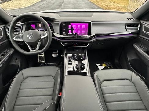New 2026 Volkswagen Atlas Cross Sport SEL R-Line AWD/4WD image 32