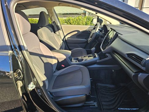 Used 2025 Subaru Crosstrek 2.0i Premium w/ Convenience Package #2 image 11