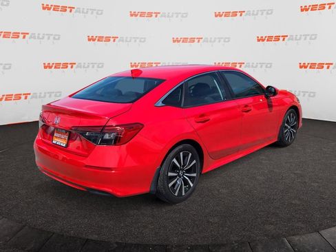Used 2022 Honda Civic EX image 5