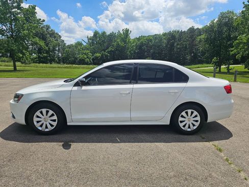 Used 2014 Volkswagen Jetta S FWD image 9