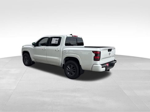 New 2025 Nissan Frontier SV w/ SV Convenience Package image 2