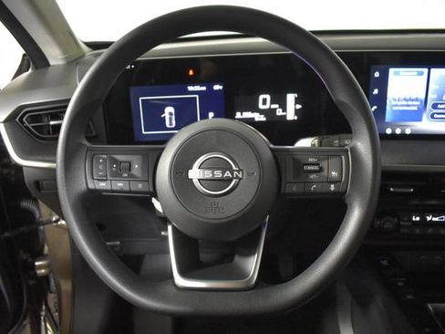 New 2026 Nissan Kicks SV w/ Cold Weather Package AWD/4WD image 13