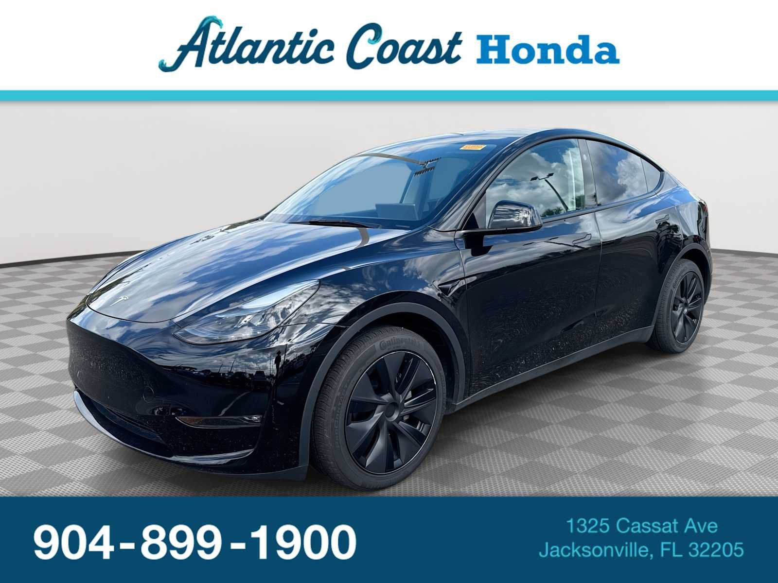 Used 2025 Tesla Model Y Long Range AWD/4WD image 1