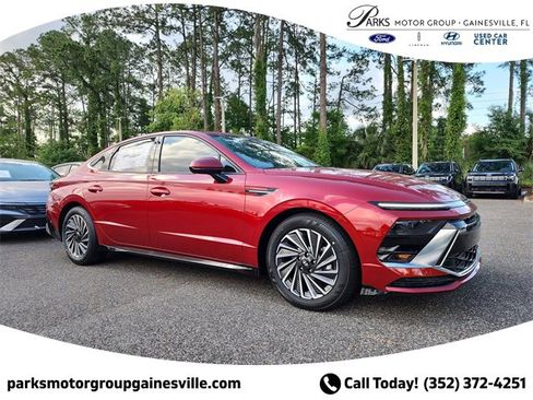 New 2025 Hyundai Sonata SEL image 1