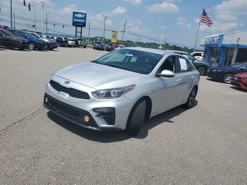 Used 2021 Kia Forte LXS FWD image 2