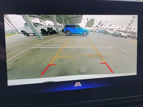Certified 2025 Chevrolet Trax ACTIV w/ Sunroof Package FWD image 14
