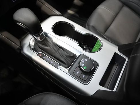 Used 2024 Chevrolet Blazer LT w/ Midnight/Sport Edition image 18