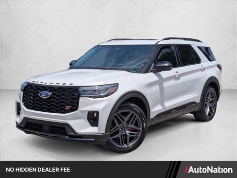 Used 2025 Ford Explorer ST AWD/4WD image 1