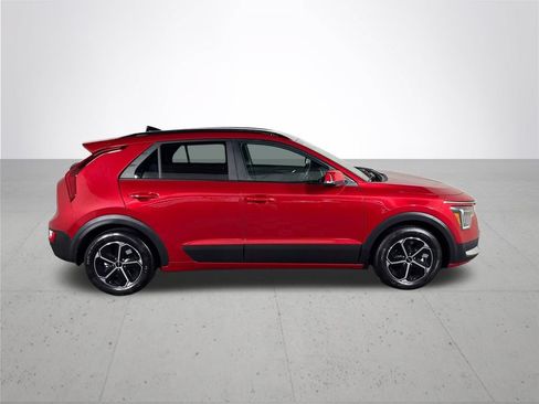 Certified 2024 Kia Niro EX w/ EX Cold Weather Package FWD image 6