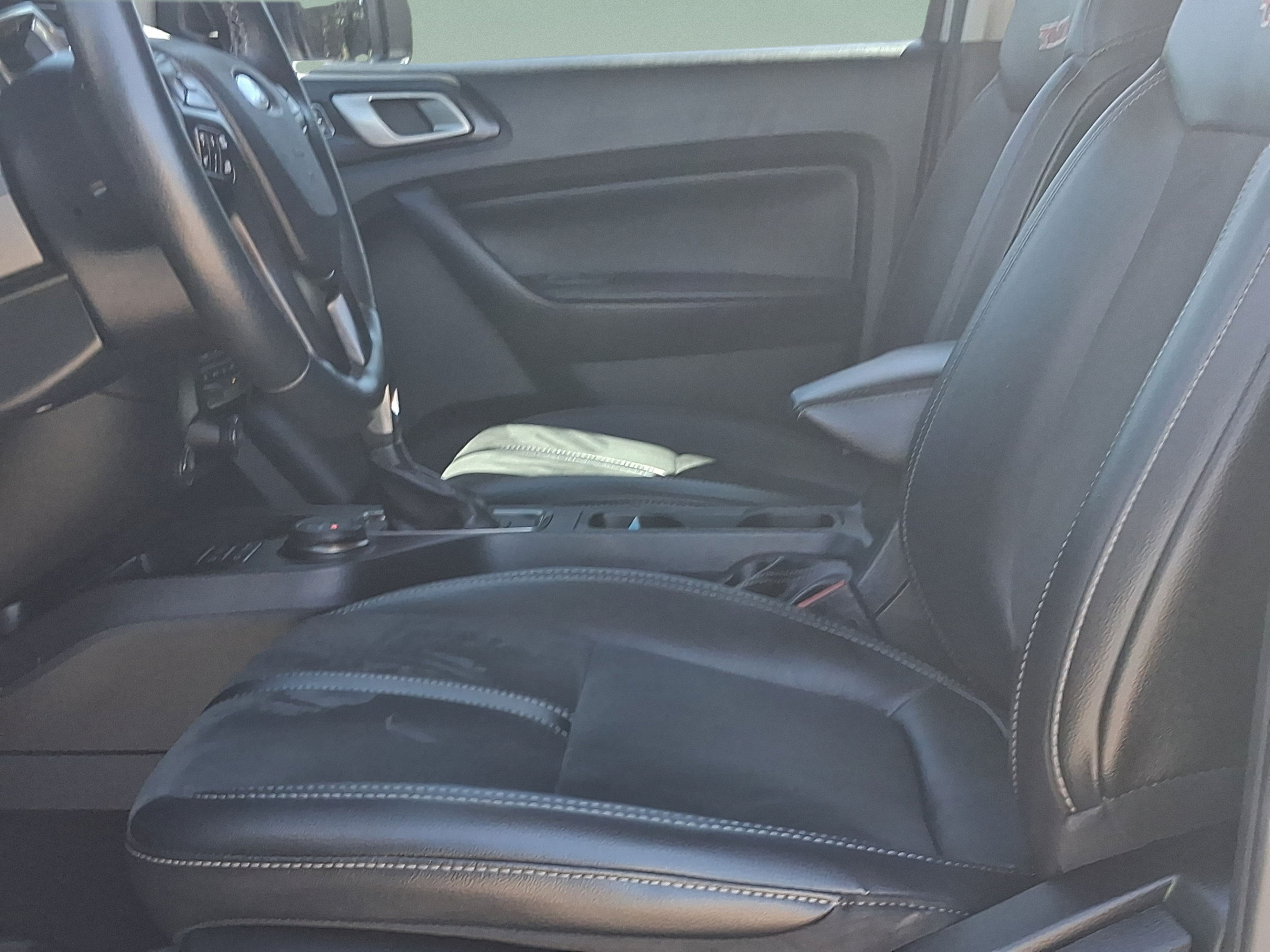 Used 2021 Ford Ranger Lariat w/ Tremor Off-Road Package AWD/4WD image 11