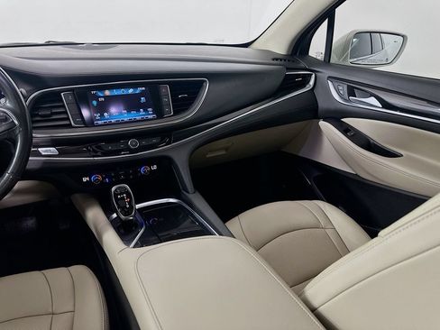 Used 2019 Buick Enclave Premium w/ Experience Buick Package FWD image 23