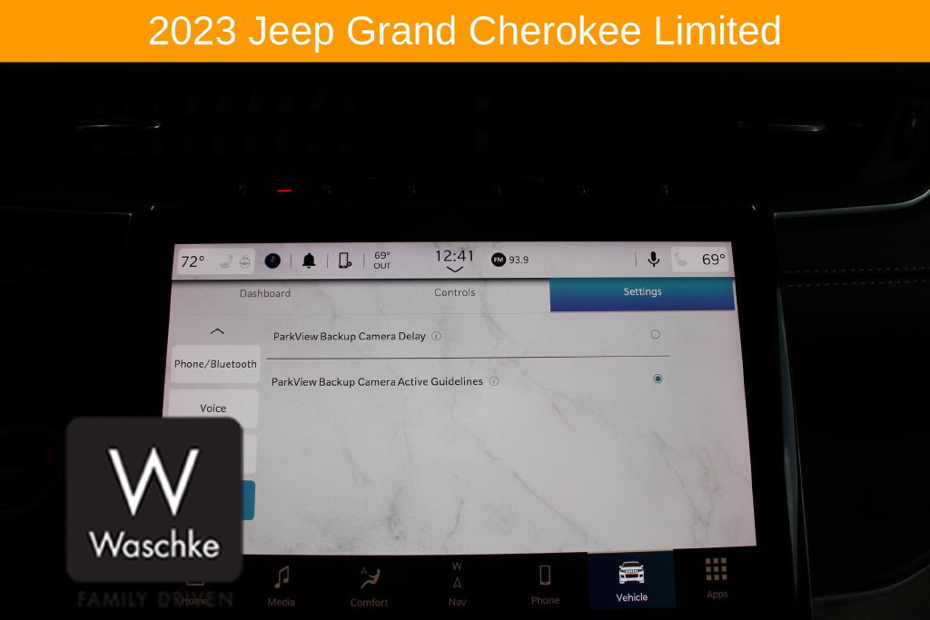 Used 2023 Jeep Grand Cherokee Limited w/ Trailer Tow Prep Group (B) AWD/4WD image 60