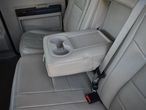 Used 2008 Ford F350 Lariat image 11