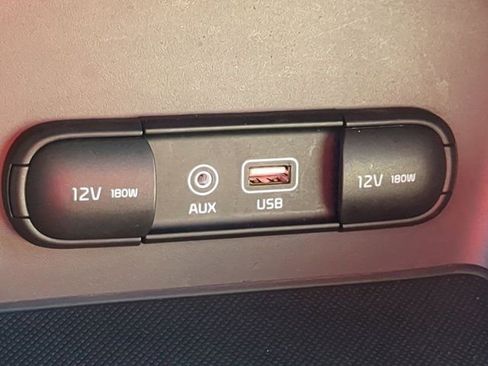 Used 2018 Kia Sportage LX image 19