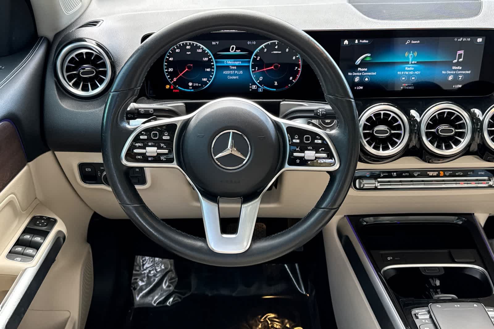 Used 2022 Mercedes-Benz GLB 250 image 14