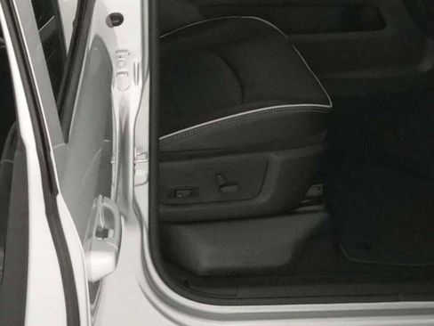 New 2026 RAM 2500 Laramie image 28