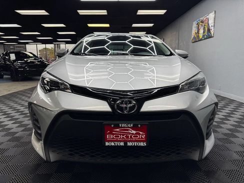 Used 2019 Toyota Corolla SE w/ Carpet Mat Package (TMS) FWD image 4