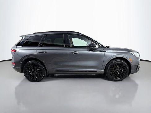 Used 2023 Lincoln Corsair Reserve w/ Equipment Group 201A AWD/4WD image 4