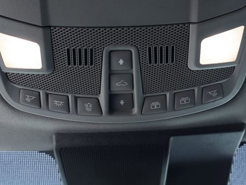 Used 2021 Ford F350 Lariat image 30