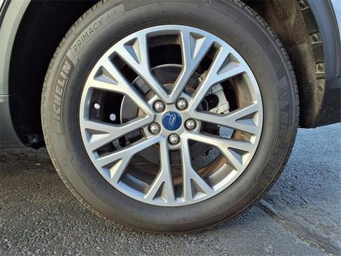 Used 2022 Ford Escape SEL image 33