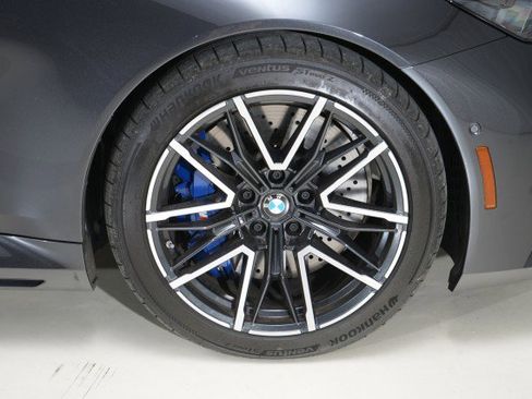 Used 2025 BMW M5 w/ Executive Package image 19