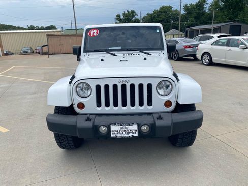 Used 2012 Jeep Wrangler Rubicon w/ Dual Top Group AWD/4WD image 3