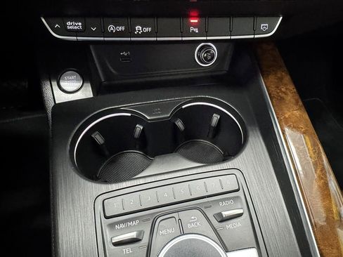 Used 2018 Audi A4 2.0T Premium Plus w/ Premium Plus Package image 33