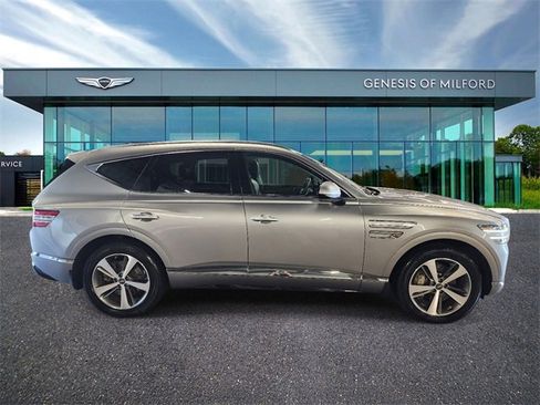 Used 2022 Genesis GV80 3.5T image 5