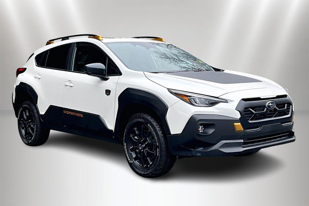 New 2026 Subaru Crosstrek 2.5i Wilderness w/ Crosstrek Mirror Package AWD/4WD image 1