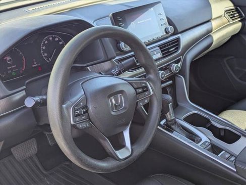 Used 2019 Honda Accord LX image 9