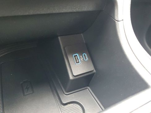 Used 2024 Ford Edge ST-Line image 27