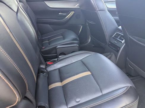 Used 2025 MAZDA CX-90 3.3 Turbo w/ Premium Plus Pkg image 13