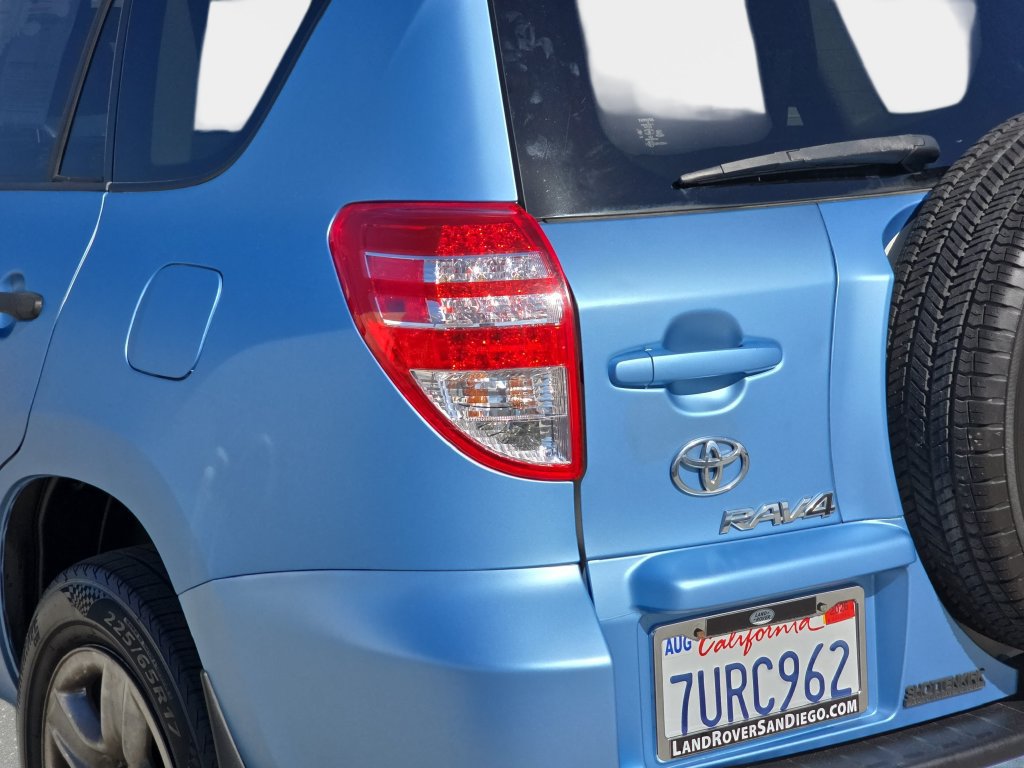 Used 2010 Toyota RAV4 4WD w/ Base L4 Extra Value Pkg image 33