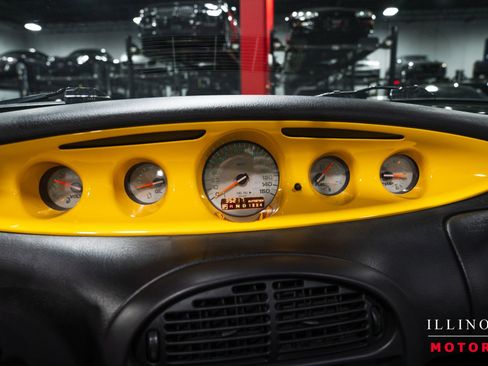 Used 1999 Plymouth Prowler RWD image 22