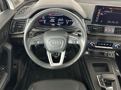 Used 2023 Audi Q5 2.0T Premium Plus w/ Premium Plus Package AWD/4WD image 13