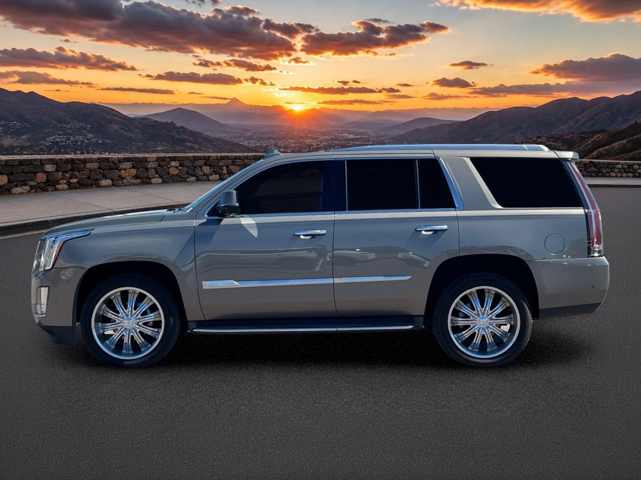 Used 2017 Cadillac Escalade Luxury AWD/4WD image 3