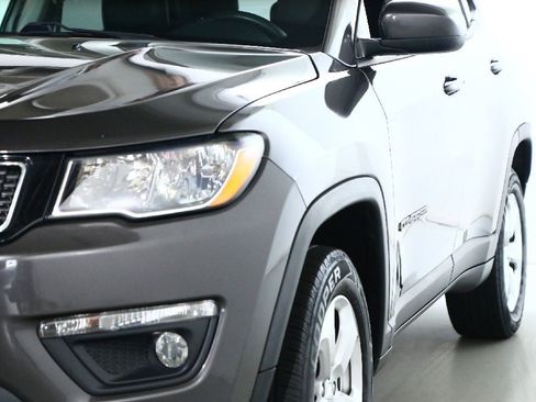 Used 2019 Jeep Compass Latitude w/ Popular Equipment Group image 6